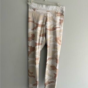 Nike Pro Beige Cream Camo Leggings